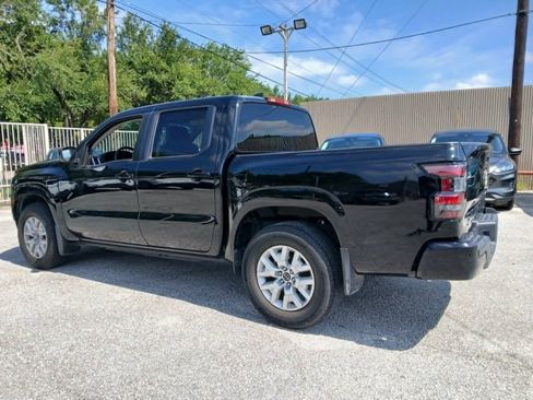 Used 2022 Nissan Frontier SV RWD image 5