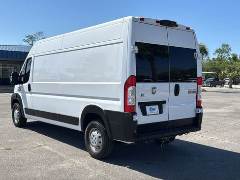 Used 2023 RAM ProMaster 2500 FWD image 4