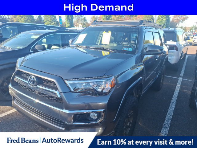 Used 2018 Toyota 4Runner Limited AWD/4WD image 3