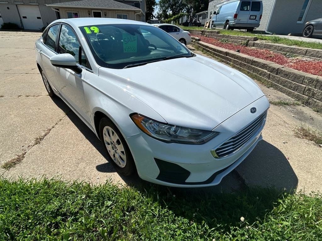 Used 2019 Ford Fusion S FWD image 7