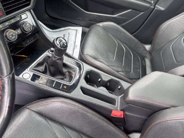 Used 2021 Volkswagen Jetta GLI Autobahn FWD image 25