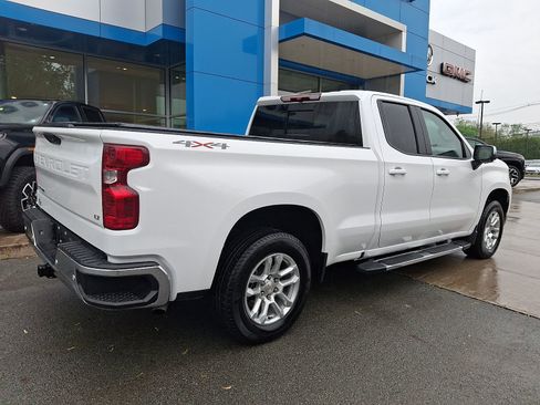 Used 2025 Chevrolet Silverado 1500 LT w/ Safety Package AWD/4WD image 6