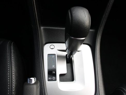 Used 2012 Subaru Impreza 2.0i Limited w/ Popular Pkg 2 image 8