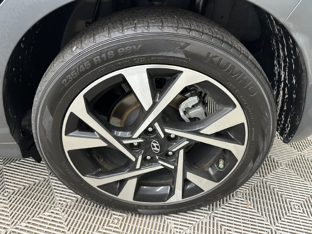 Used 2023 Hyundai Kona Limited FWD image 20