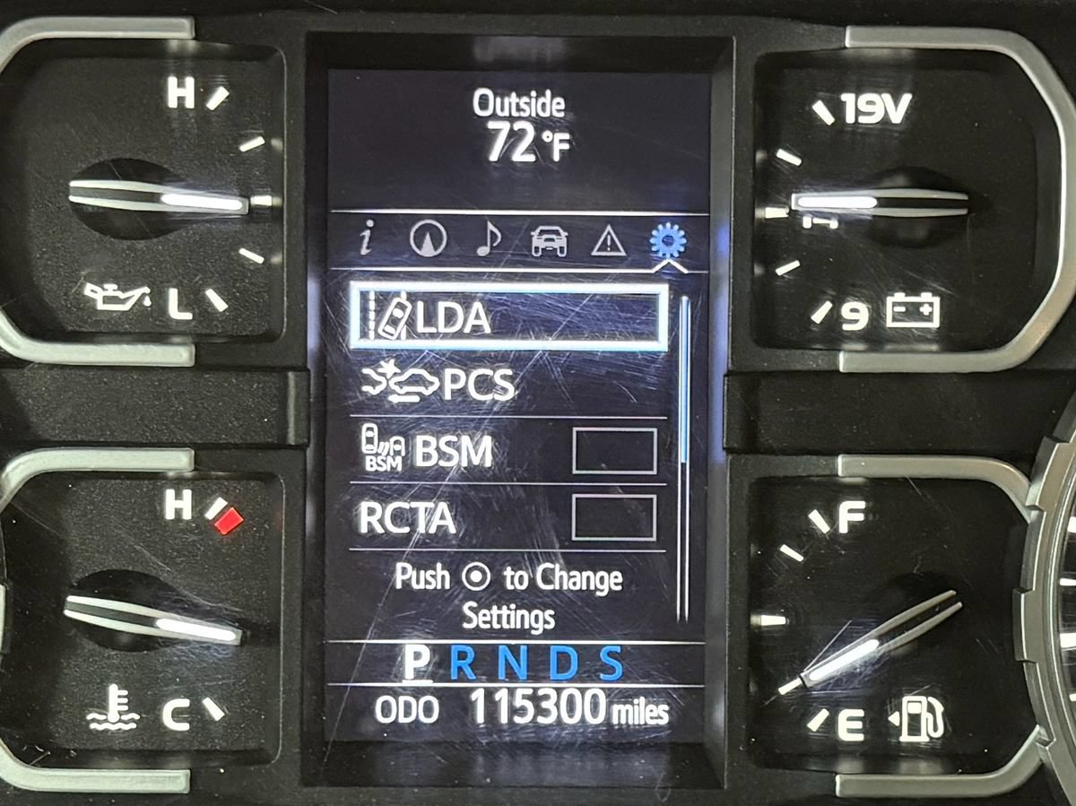 Used 2019 Toyota Tundra SR5 AWD/4WD image 19