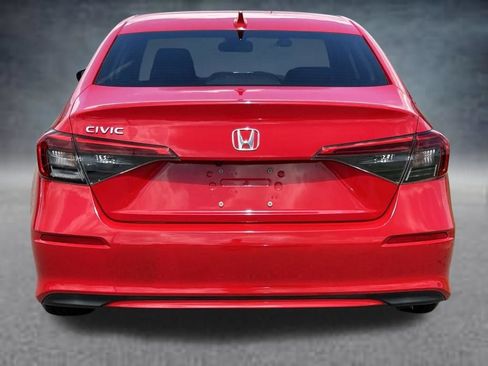 Used 2022 Honda Civic LX image 4