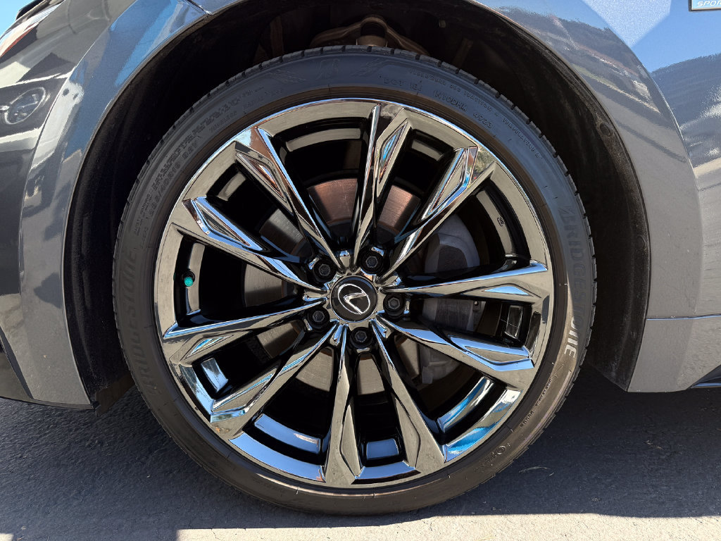 Used 2024 Lexus IS 350 F Sport w/ Navigation Package AWD/4WD image 13