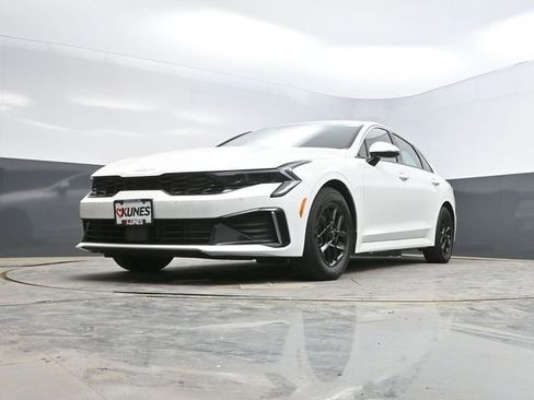 Used 2025 Kia K5 LXS FWD image 49