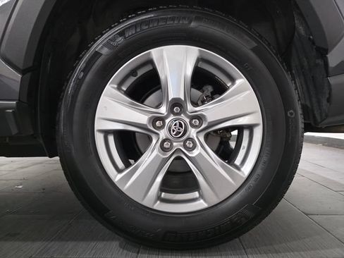Used 2024 Toyota RAV4 XLE FWD image 23