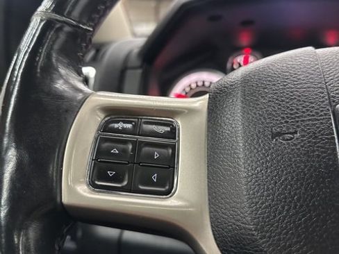 Used 2016 RAM 1500 Laramie w/ Convenience Group image 13
