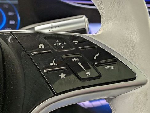 Used 2023 Mercedes-Benz EQS 580 4MATIC SUV image 14