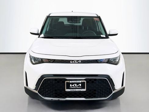 New 2025 Kia Soul LX image 2