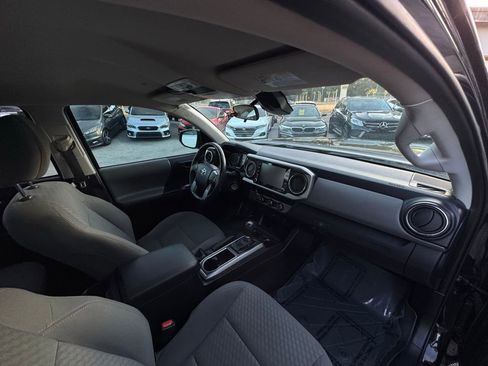 Used 2021 Toyota Tacoma SR5 image 36