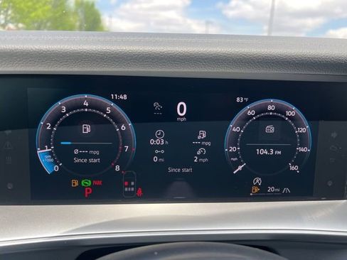 New 2026 Volkswagen Tiguan SE AWD/4WD image 15