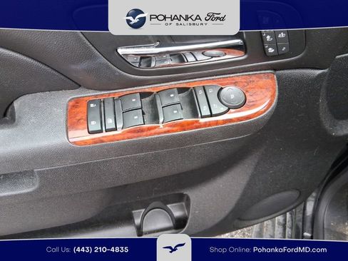 Used 2014 Chevrolet Suburban LTZ AWD/4WD image 10