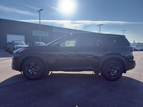 New 2026 Nissan Rogue SV image 6