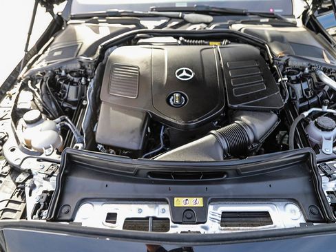 Used 2023 Mercedes-Benz C 300 4MATIC Sedan image 26