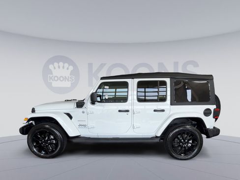 Used 2023 Jeep Wrangler Unlimited Sahara w/ Cold Weather Group AWD/4WD image 2
