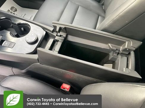 Used 2023 Nissan Rogue SV w/ SV Premium B Package image 25