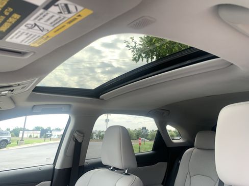 Certified 2022 Lexus RX 350 FWD w/ Premium Package image 28