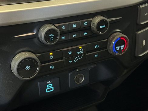 Used 2023 Ford F250 XL w/ XL Chrome Package image 17