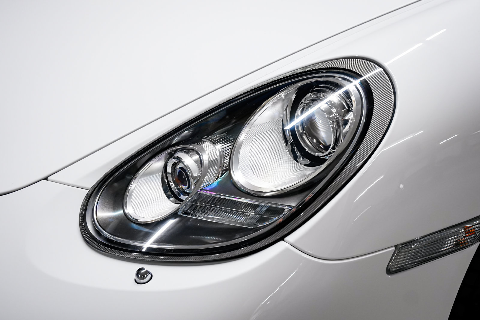 Used 2010 Porsche Boxster S RWD image 25