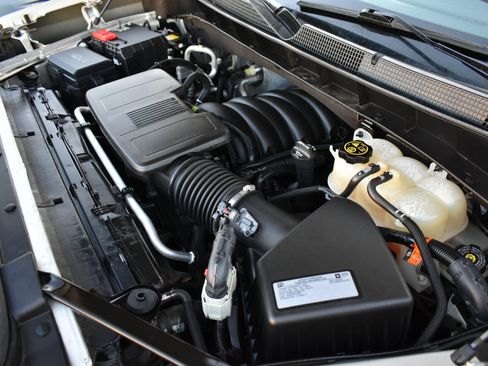 Used 2019 Chevrolet Silverado 1500 LT w/ All-Star Edition image 51