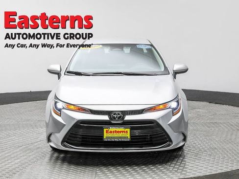 Used 2024 Toyota Corolla LE image 2