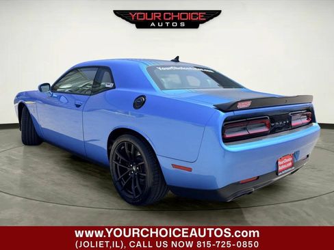 Used 2019 Dodge Challenger R/T Scat Pack w/ Shaker Package RWD image 3