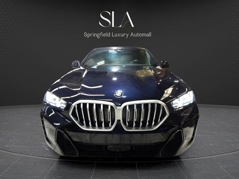 Used 2025 BMW X6 xDrive40i AWD/4WD image 1