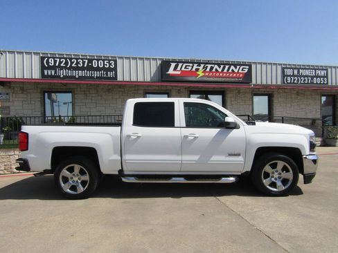 Used 2018 Chevrolet Silverado 1500 LT w/ Texas Edition RWD image 5