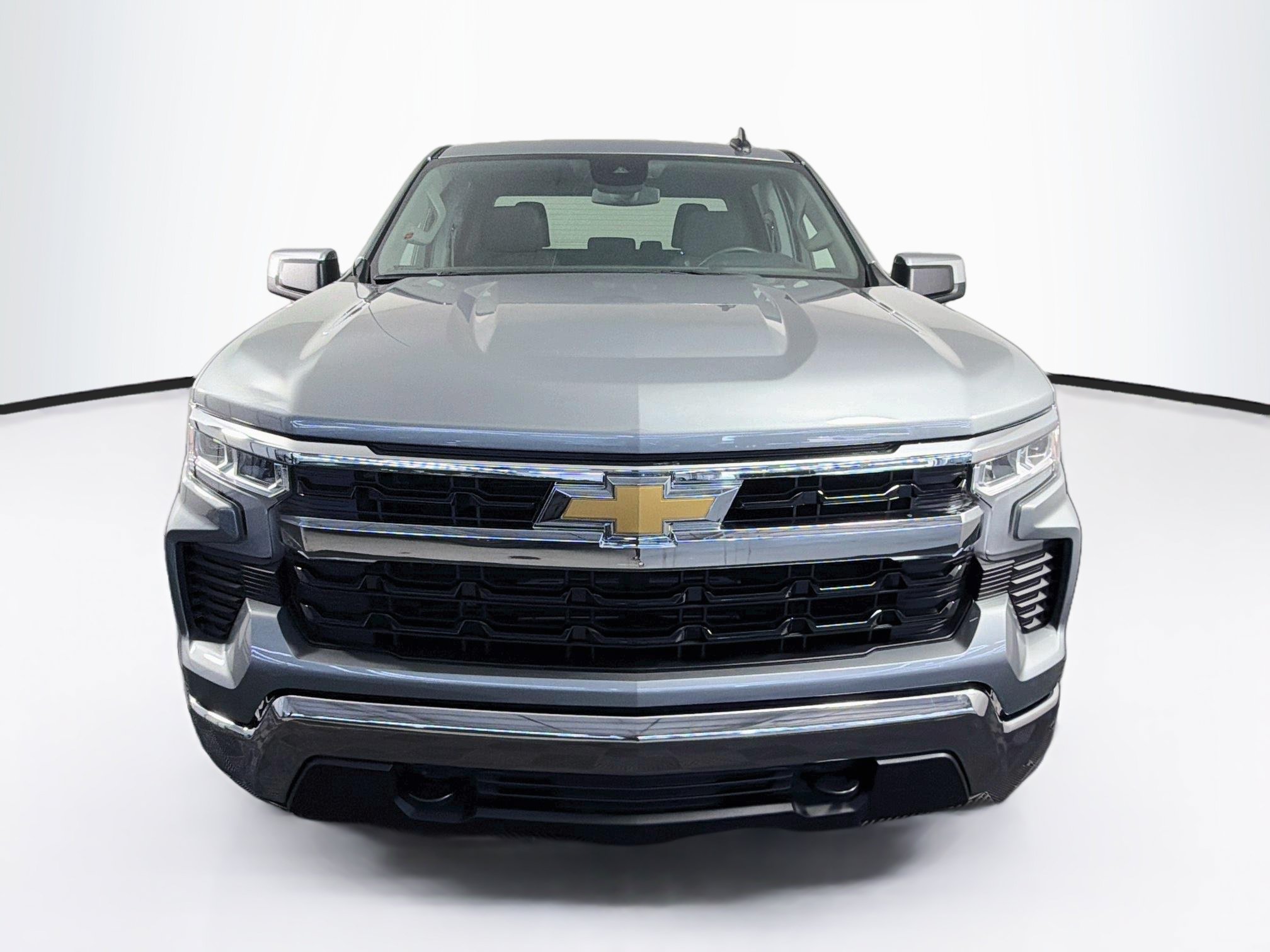 Used 2024 Chevrolet Silverado 1500 LT AWD/4WD image 2