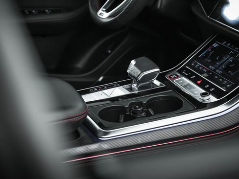 Used 2024 Audi RS Q8 image 69