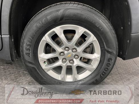 Used 2019 Chevrolet Traverse LS w/ LPO, Black Accent Package AWD/4WD image 23