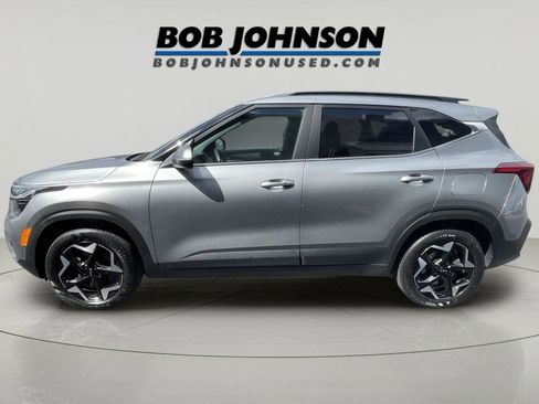 Used 2024 Kia Seltos EX AWD/4WD image 6