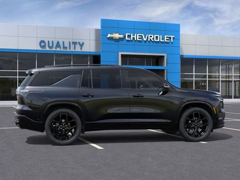 New 2026 Chevrolet Traverse RS w/ LPO, Floor Liner Package image 5
