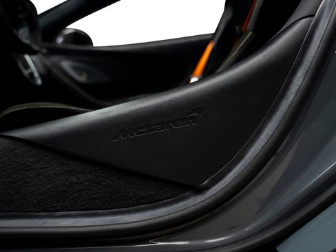 Used 2019 McLaren 600LT RWD image 56