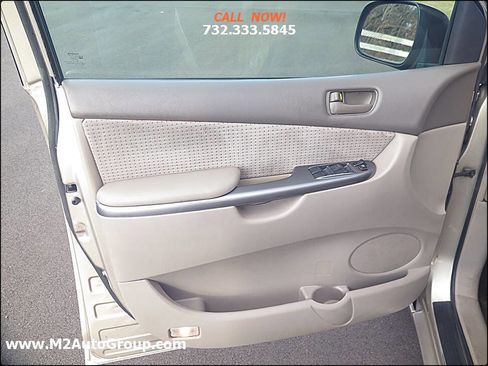 Used 2006 Toyota Sienna LE image 16