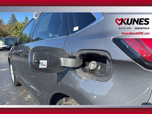 Used 2024 Ford Edge SEL image 17