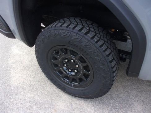 Used 2024 GMC Sierra 1500 AT4X w/ AT4X AEV Edition image 53