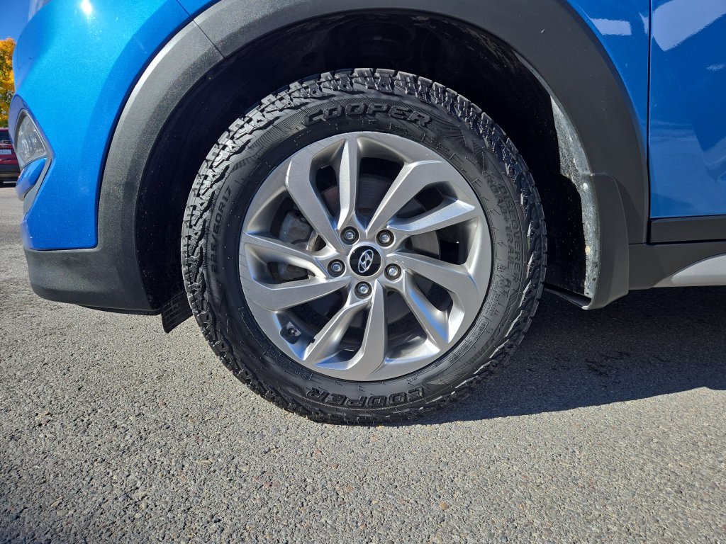 Used 2017 Hyundai Tucson SE Plus AWD/4WD image 10