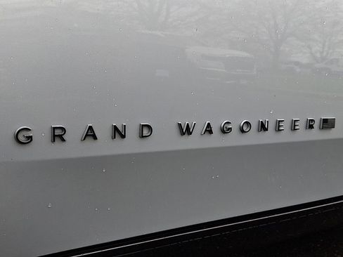 Certified 2024 Jeep Grand Wagoneer L Series II w/ Quick Order Packagew 28T AWD/4WD image 39