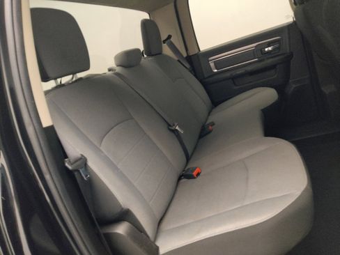 Used 2021 RAM 1500 Classic SLT RWD image 19