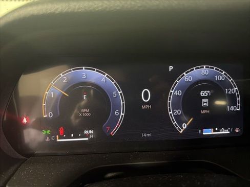 New 2026 Jeep Grand Cherokee Limited w/ Limited Altitude Package AWD/4WD image 18