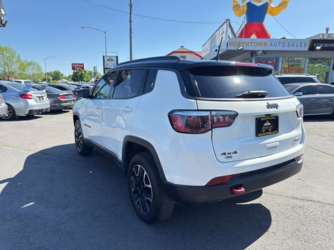 Used 2020 Jeep Compass Trailhawk AWD/4WD image 5