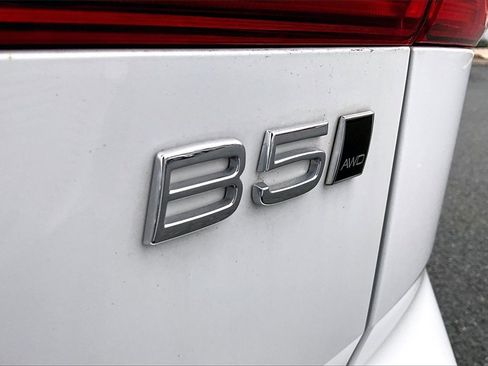 Certified 2023 Volvo XC60 B5 Plus image 23