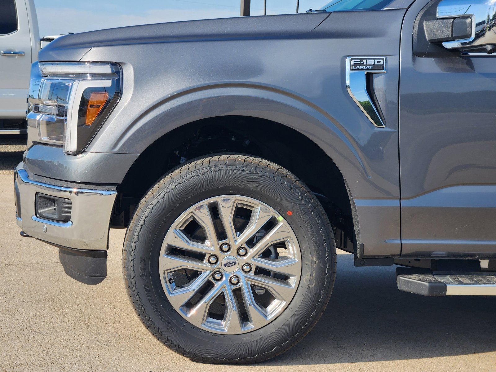 New 2026 Ford F150 Lariat w/ Equipment Group 501A Mid AWD/4WD image 9