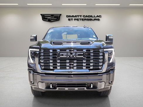 Used 2024 GMC Sierra 2500 Denali Ultimate w/ Max Trailering Package AWD/4WD image 8