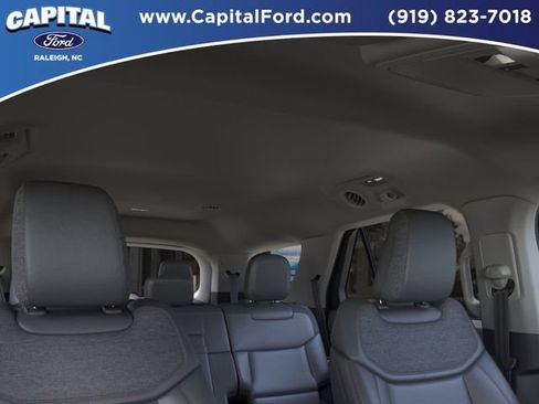 New 2026 Ford Explorer Active w/ Active Comfort Package RWD image 22