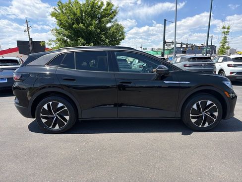 Certified 2022 Volkswagen ID.4 Pro S AWD/4WD image 8